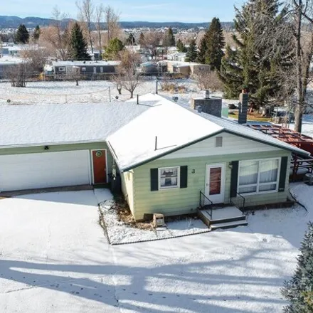 Buy this 3 bed house on 33 Tom Ral Drive in North Spearfish, Lawrence County