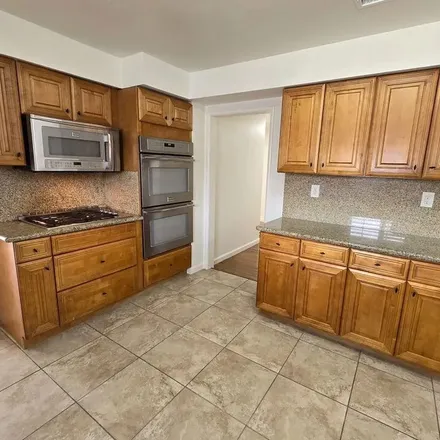 Rent this 3 bed apartment on 6816 West 85th Place in Los Angeles, CA 90045