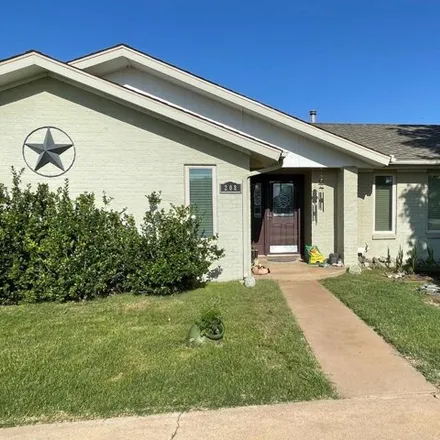 Buy this 3 bed house on Plainview Fire Station 3 in 3401 Southwest 3rd Street, Plainview