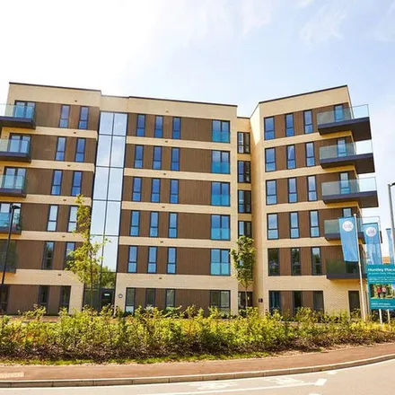 Rent this 2 bed apartment on DHL in Island Road, Reading