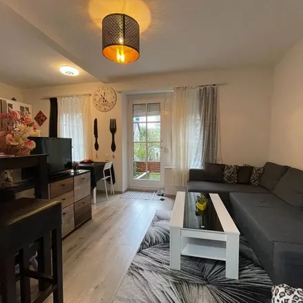 Rent this 3 bed apartment on Freiburgerstrasse 9 in 4057 Basel, Switzerland