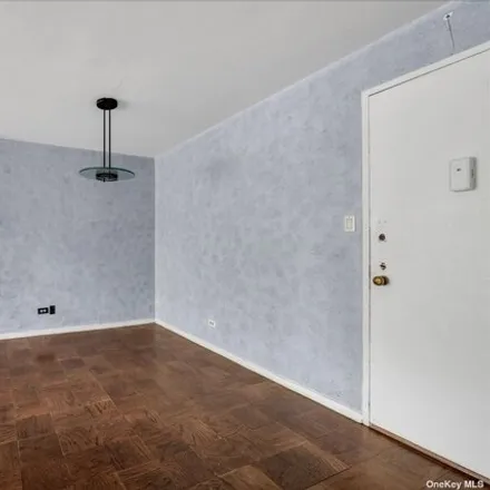 Image 4 - 61-20 Grand Central Pkwy Unit C303, Forest Hills, New York, 11375 - Apartment for sale