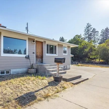 Image 2 - 926 S Thor St, Spokane, Washington, 99202 - House for sale