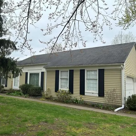 Image 2 - 883 Greenbrier Drive Southeast, Eastmont, Grand Rapids Charter Township, MI 49546, USA - House for sale