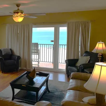 Rent this 3 bed condo on Clearwater