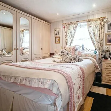 Image 9 - Aysgarth Rise, Bridlington, YO16 7HU, United Kingdom - House for sale