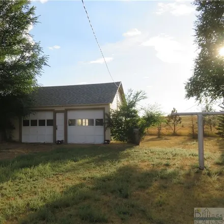 Image 4 - 348 2nd Avenue South, Medicine Lake, Sheridan County, MT 59247, USA - House for sale