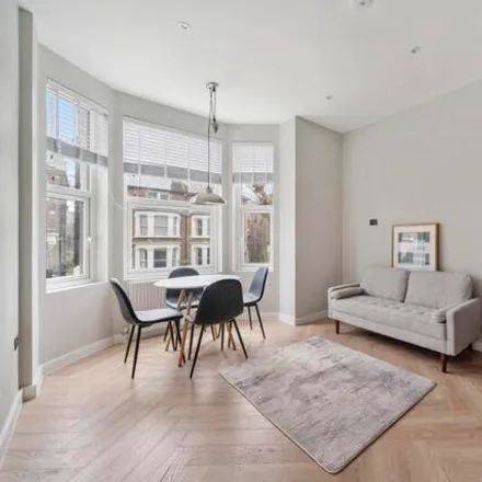 Image 1 - 24 Fordwych Road, London, NW2 3PA, United Kingdom - Apartment for sale