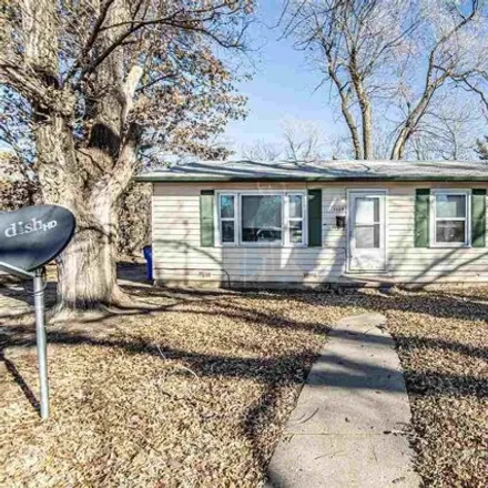 Buy this 2 bed house on Moss Circle in Junction City, KS