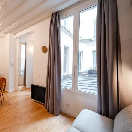 Image 5 - 55 Rue Montmartre, 75002 Paris, France - Apartment for rent