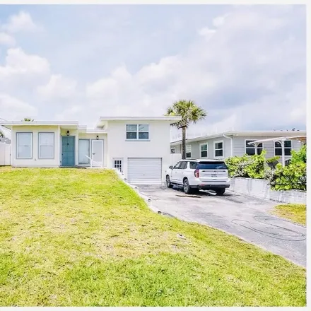 Buy this 3 bed house on 3062 Liberty Street in Daytona Beach Shores, Volusia County