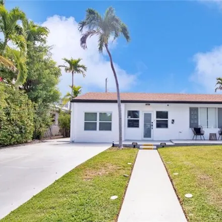 Rent this 4 bed house on 7517 Hispanola Avenue in North Bay Village, Miami-Dade County