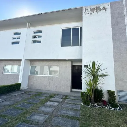 Buy this 3 bed house on Avenida Buenavista 208 in 52104 San Mateo Atenco, MEX
