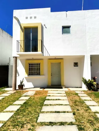 Rent this studio apartment on Privada Gárgola in 20911 Fracc. Arboledas de Paso Blanco, AGU