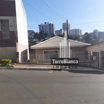 Rent this 3 bed house on Centro in Rua Prefeito Brasílio Ribas, Ponta Grossa - PR