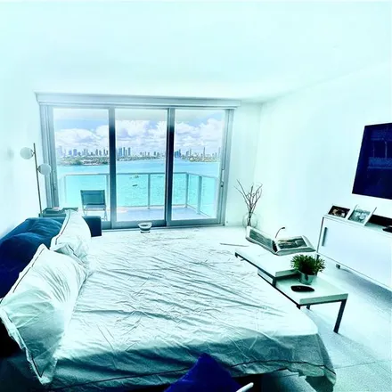 Image 6 - Mirador Apartments South Tower, 1000 West Avenue, Miami Beach, FL 33139, USA - Condo for rent