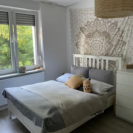 Rent this 3 bed apartment on Feldstraße 64 in 45699 Herten, Germany