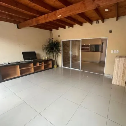 Image 2 - 2, Villa Industrial, B6600 AAK Mercedes, Argentina - House for sale