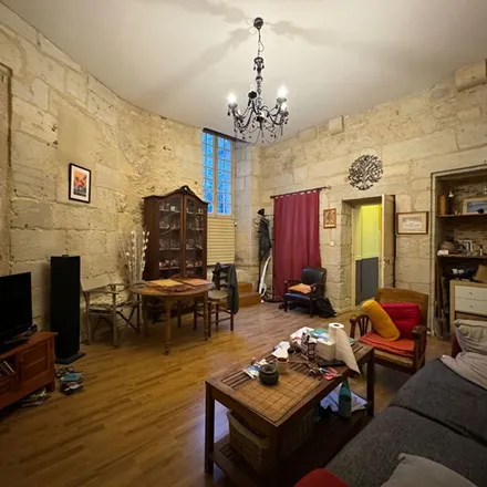 Rent this 3 bed apartment on Hôtel Gamenson ou Logis Saint-Front in Rue de la Constitution, 24000 Périgueux