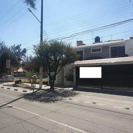 Image 1 - Avenida Inglaterra 4887, Jardines de La Patria, 45027 Zapopan, JAL, Mexico - House for sale