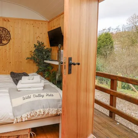 Rent this 1 bed townhouse on Llanrhaeadr-ym-Mochnant in SY10 0DE, United Kingdom