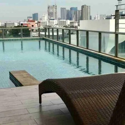 Rent this 2 bed apartment on unnamed road in Phaya Thai District, Bangkok 10400
