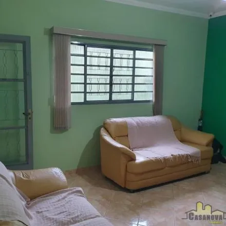 Buy this 3 bed house on Avenida José Cândido Porto in Vila Branca, Jacareí - SP