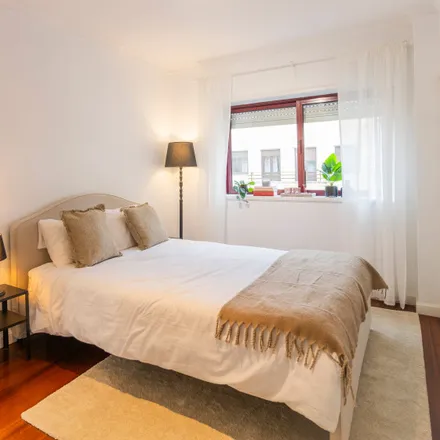 Rent this 1 bed apartment on Matosinhos Sul in Avenida da República, 4450-242 Matosinhos