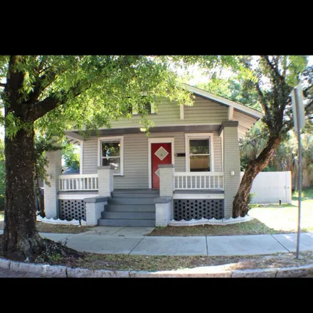 Rent this 1 bed room on 2913 North Central Avenue in Oakridge, Tampa