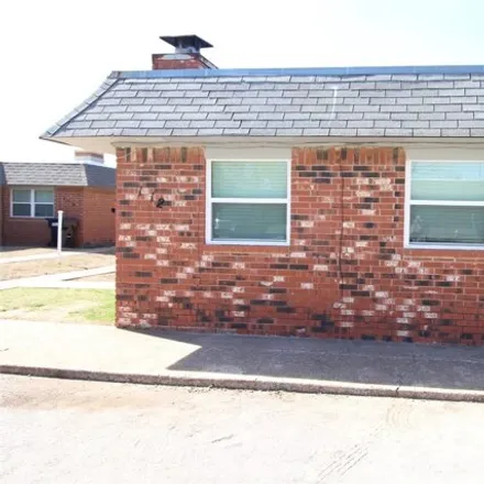 Rent this 2 bed house on 115 Northeast 12th Street in Moore, OK 73160