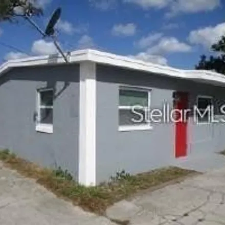 Rent this 2 bed house on 433 Lancaster Road in Pine Castle, FL 32809