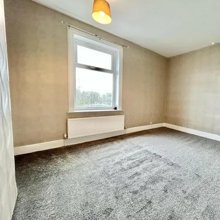 Image 7 - A56, Colne, BB8 8JD, United Kingdom - Townhouse for rent