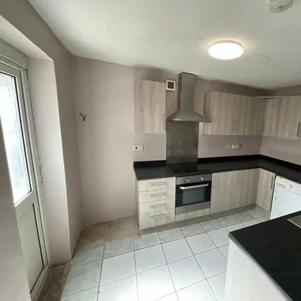 Rent this 5 bed duplex on 141 Lenton Boulevard in Nottingham, NG7 2BT