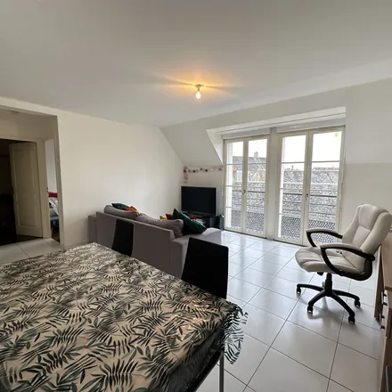 Image 2 - Rue de Lattre de Tassigny, 45110 Châteauneuf-sur-Loire, France - Apartment for rent