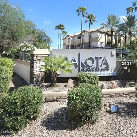 Rent this 2 bed apartment on North Apartaments Place in Phoenix, AZ 85016