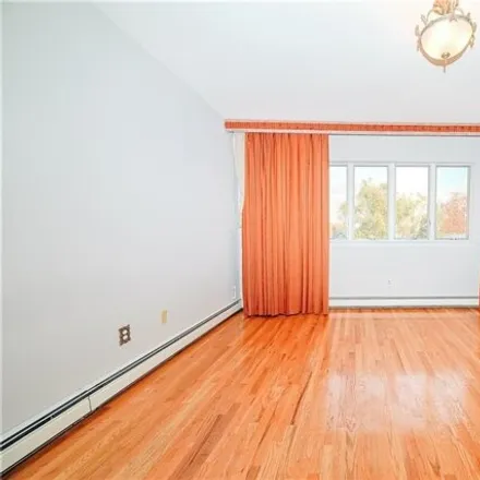 Image 5 - 1840 East 13th Street, New York, NY 11229, USA - Condo for sale