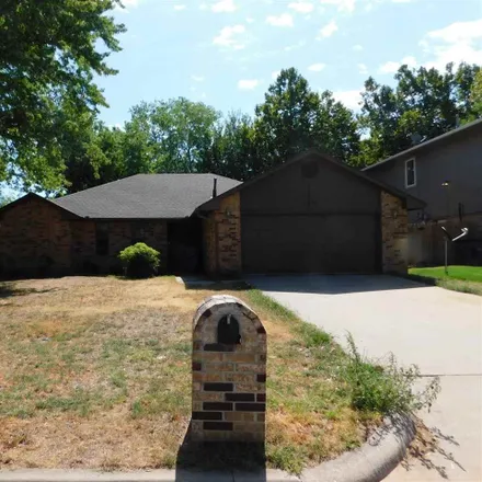 Buy this 3 bed house on 1913 Northeast 35th Street in Lawton, OK 73507
