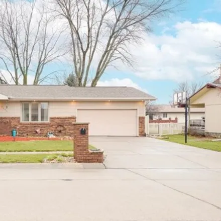 Buy this 3 bed house on 3324 34th Avenue in Columbus, NE 68601