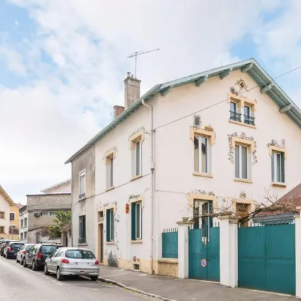 Rent this 8 bed apartment on 12 Rue Villebois-Mareuil in 69003 Lyon, France