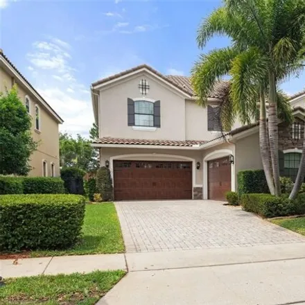 Buy this 5 bed house on 10128 Hatton Circle in Orange County, FL 32832