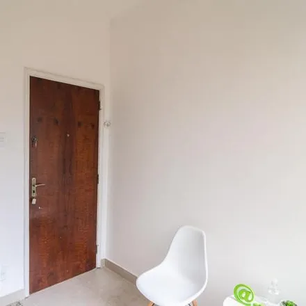 Buy this 3 bed apartment on Avenida Ernani do Amaral Peixoto in Centro, Niterói - RJ