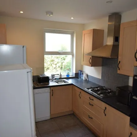 Rent this 1 bed apartment on Victoria Road Congressional Church in 52 Victoria Road, Northampton