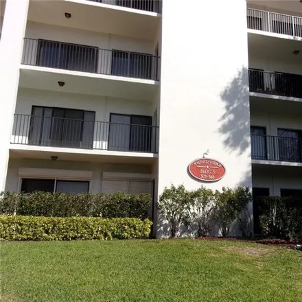 Rent this 2 bed condo on 498 Mariner Drive in Tarpon Springs, FL 34689