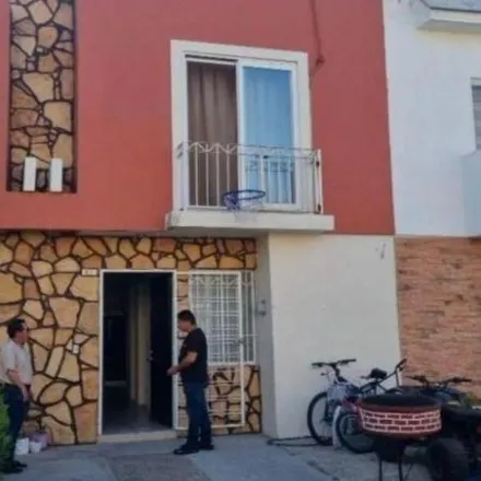 Buy this 3 bed house on unnamed road in Arboledas de Tesistán, 45200 Tesistán