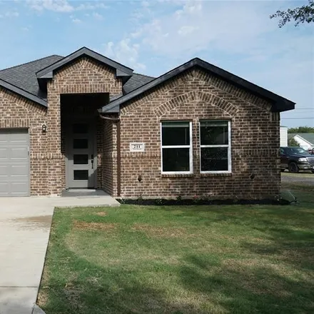 Buy this 3 bed house on 211 Masthead Road in Gun Barrel City, TX 75156
