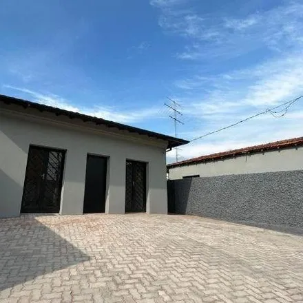 Rent this studio house on Estrada da Fazenda Santana in Vinhedo, Vinhedo - SP