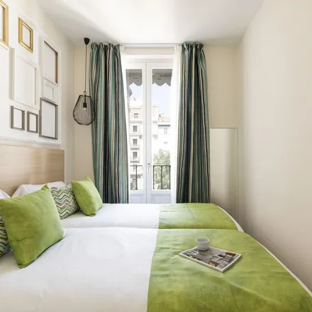 Image 6 - Calle del Conde de Aranda, 13, 28001 Madrid, Spain - Apartment for rent