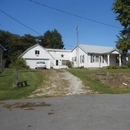 Image 4 - 145 Section Street, Newberry, Greene County, IN 47449, USA - House for sale