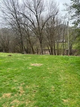 Image 3 - 89 Gray Drive, New Allen, Floyd County, KY 41601, USA - House for sale