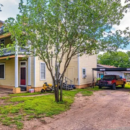 Image 6 - Guadalupe County Agriculture Building, East Live Oak Street, Seguin, TX 78155, USA - House for sale